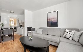 Family Friendly 3Br - Fast Wi-Fi - Behind Bryggen